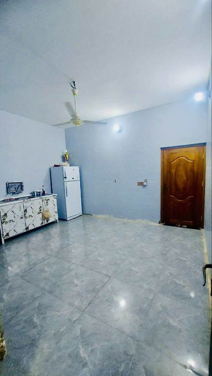 دار للبيع طابو زراعي سند 25
مساحه ٢٠٠ متر بناء طابوك أساس كونكريت يحتوي على غرفتين وصالة ومطبخ واستقبال وتخاريج داخليه وخارجيه 
للتواصل ***********
