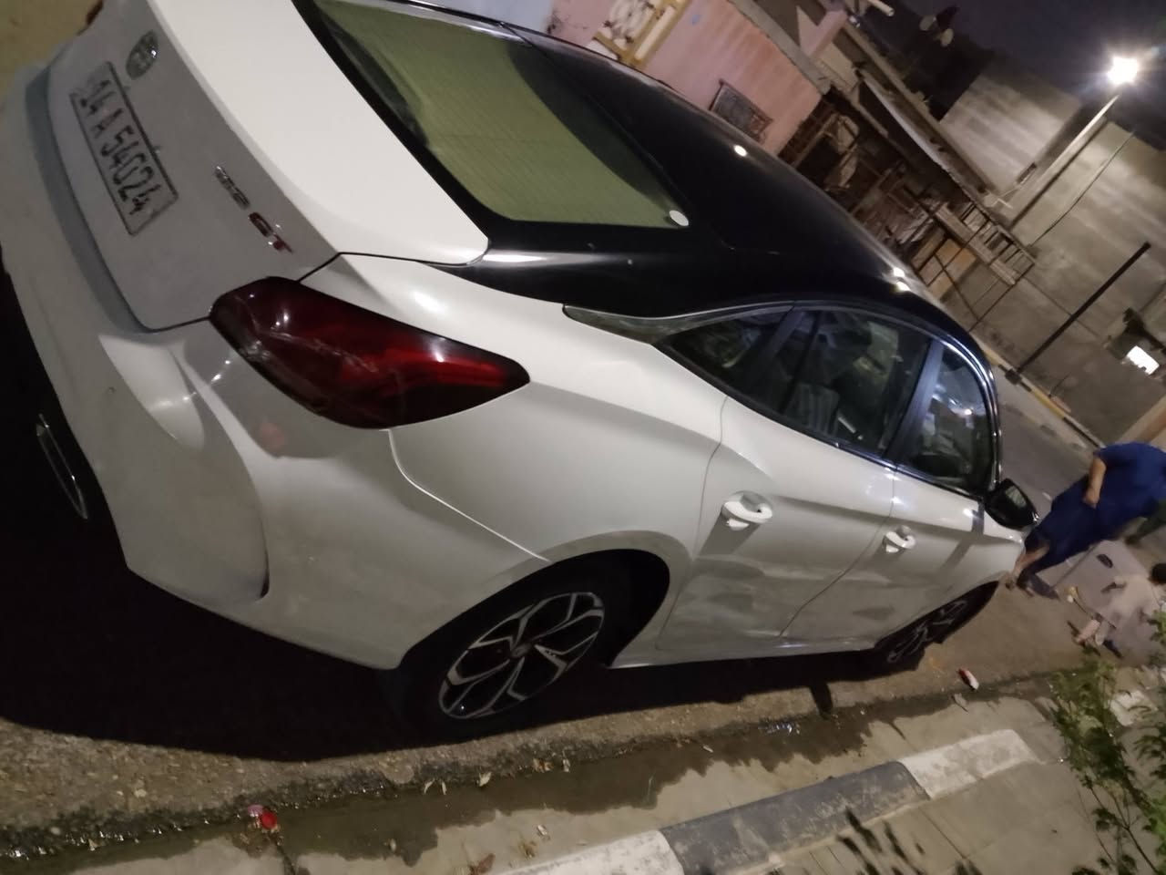 السلام عليكم امجي جيتي مديل 22  رقم بصره كير اوتماتيك سياره نقصها ربل مكينه وترتيبات البدي شوف العين بيها ضرب بلمدكر المامي مال السايق سياره خير من الله هاتف ***********,,,,سعرها 80,وبيها مجال حك الجيه ماعجبك السعر اعبرها رقم بصره تحويل ثاني يوم وتحياتي للجميع
