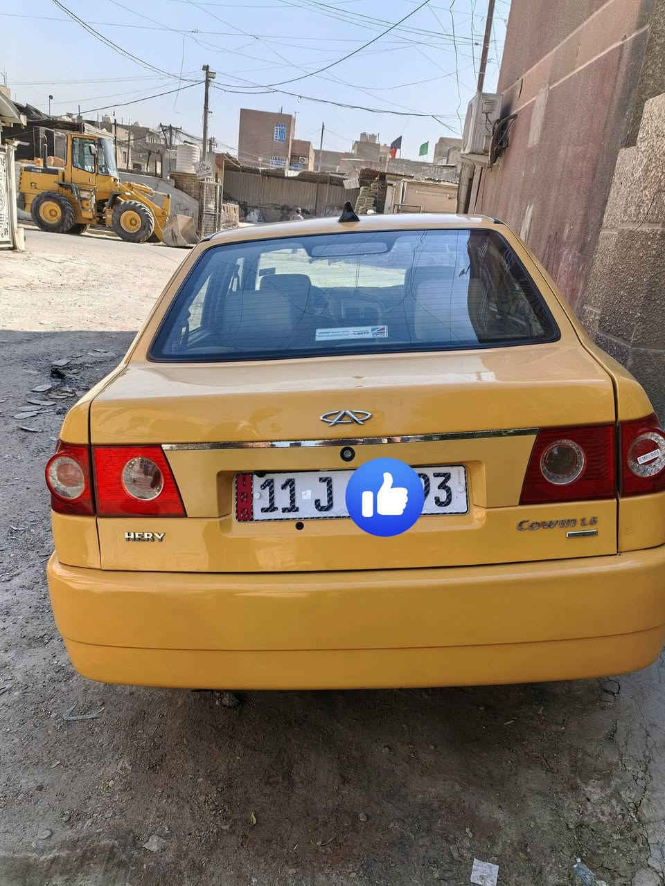 شيري كوين ٢٠١٠
سنوية ورقم بغداد انكليزي بأسمنا 
جاهزة السيارة مابيهه كل نقص
محور كير مكينه كورلا ١٦٠٠
حدادية جديدة على وضع الشركة
عدا طخة بالبك لايت مصلحه وراجعه بلادية 
تبريد ثلج منظومة جديدة
صدر امامي خلفي جديد
كهربائيات بلادية على وضع الشركة
شاشة وكامرة ولايت زنون
السعر ٤٥ ورقة وبيهه مجال
الاتصال على الرقم ***********
