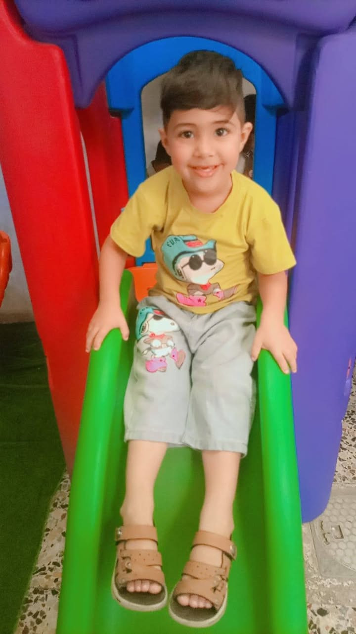 الحلوين وقت الاستراحة في روضة بيبي سكول 
رقم روضة ***********🌹🌹
