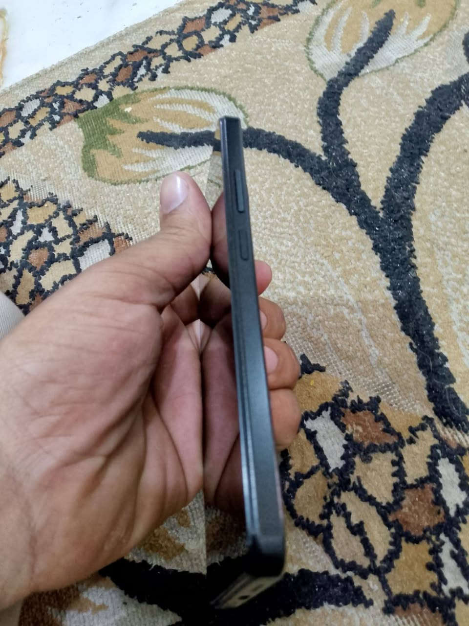 سلام عليكم جهاز ريدمي 14 سي ذاكرته 256 جهاز برغي ما مفتوح بي مكفول مكاني نجف حي الميلاد وهاذه رقمي ***********
