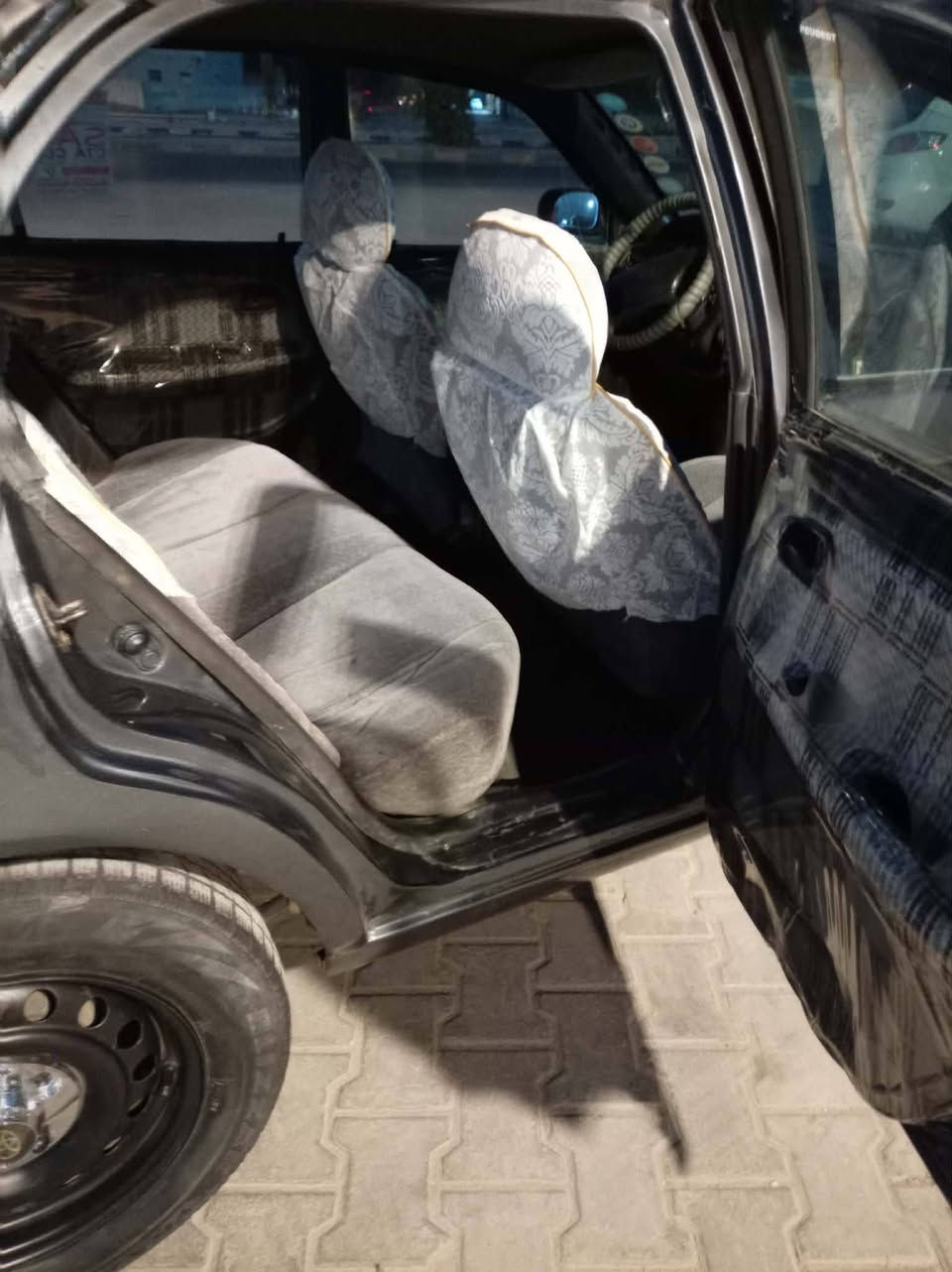 السلام عليكم كورولا موديل 91 جاهزه ما بيها كالنقص حداديه جديده مقفوله من الضربه مكينه وقير جدا دواخل جدد رقم نجف انجليزي مقفوله من الضربه والقص والنقل الجثه السعر 43 وبيها مجال قليل الوان السياره نجف ***********
***********
