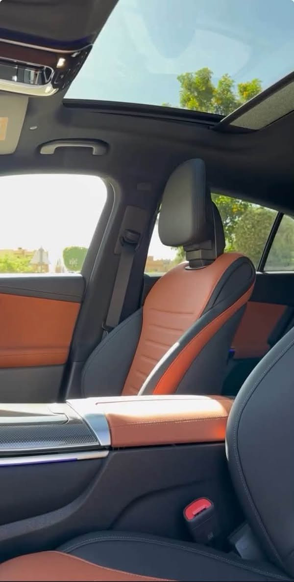 للبيع | Mercedes-Benz GLC Coupé 200 — موديل 2024 🖤 ماشيه السياره 19,000رقم اربيل 

🔹 GLC Coupé 200 — فول مواصفات
🔹 خليجي — وكالة
🔹 BCM
🔹 مغلفة PPF من شركة مرسيدس
🔹 السيارة نظيفة جداً وما بيها أي ضرر
🔹 Clean Title
🔹 السيارة بأسمي، والتحويل يتم باليوم الثاني
🔹 جاهزة للفحص من أي جهة يختارها المشتري

سيارة مرتبة، مواصفات عالية، وحالتها تليق باللي يدور على الـ GLC Coupé النظيفة.

📩 للجادين فقط، التواصل على الرقم ***********.               � السعر: بالخاص 🤍

