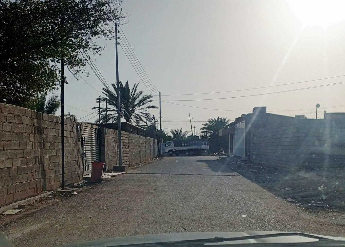 قطعه ٢٢٠متر زراعي حي الجوادين شارع المرحوم فاضل تيتو ابو فراس
شارعها تبليط وقريبه جدا
السعر ٢٠ وبيها مجال
منطقه كامله ماء كهرباء مجاري ٣مدارس
واتساب ***********

نص مكتوب في الصور:
- القطعة