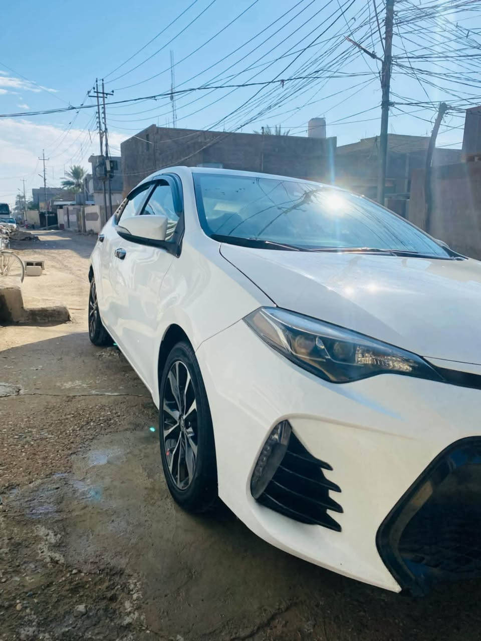 سلام عليكم للبيع 
تويوتا كورلا
لون أبيض ثلجي 
موديل ٢٠١٨ 
المواصفات SEالمعروف 
سيارة نظيفة مال جناي 
العنوان ديالى بعقوبة 
السعر 160
رقم الهاتف ***********
