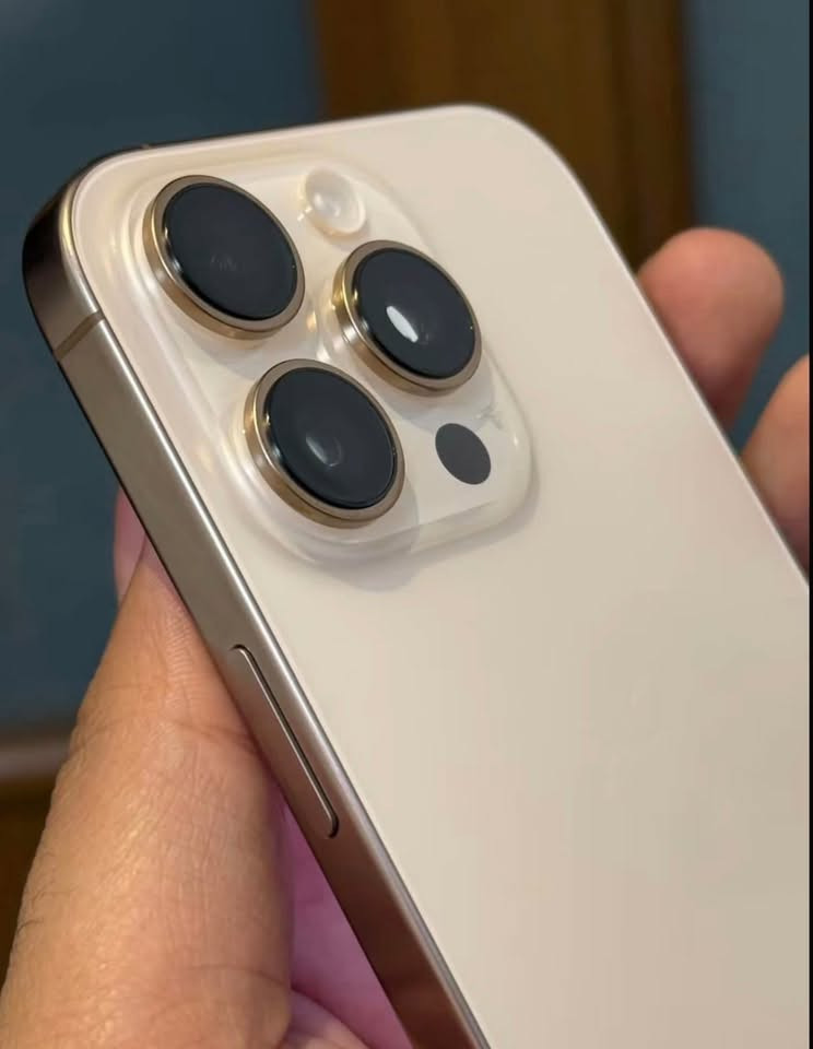 📱 آيفون 16 برو ماكس | iPhone 16 Pro Max
✨ الحالة: نظيف جداً (بحالة الممتازة)
💾 المساحة: 256 جيجابايت
📶 الشرايح: 2 SIM (شريحة عادية + شريحة إلكترونية eSIM)
🔋 نسبة البطارية: 98% (نزلت اليوم)
💵 السعر: 860$
📍 التواجد: زاخو
📲 للمهتمين والتواصل عبر الواتساب:
📞 ***********
📱 iPhone 16 Pro Max
✨ Condition: Super clean / Like new
💾 Storage: 256 GB
📶 SIM: Dual SIM (Physical SIM + eSIM)
🔋 Battery Health: 98% (Dropped today)
💵 Price: $860
📍 Location: Zakho
📲 For serious buyers, contact via WhatsApp:
📞 ***********
