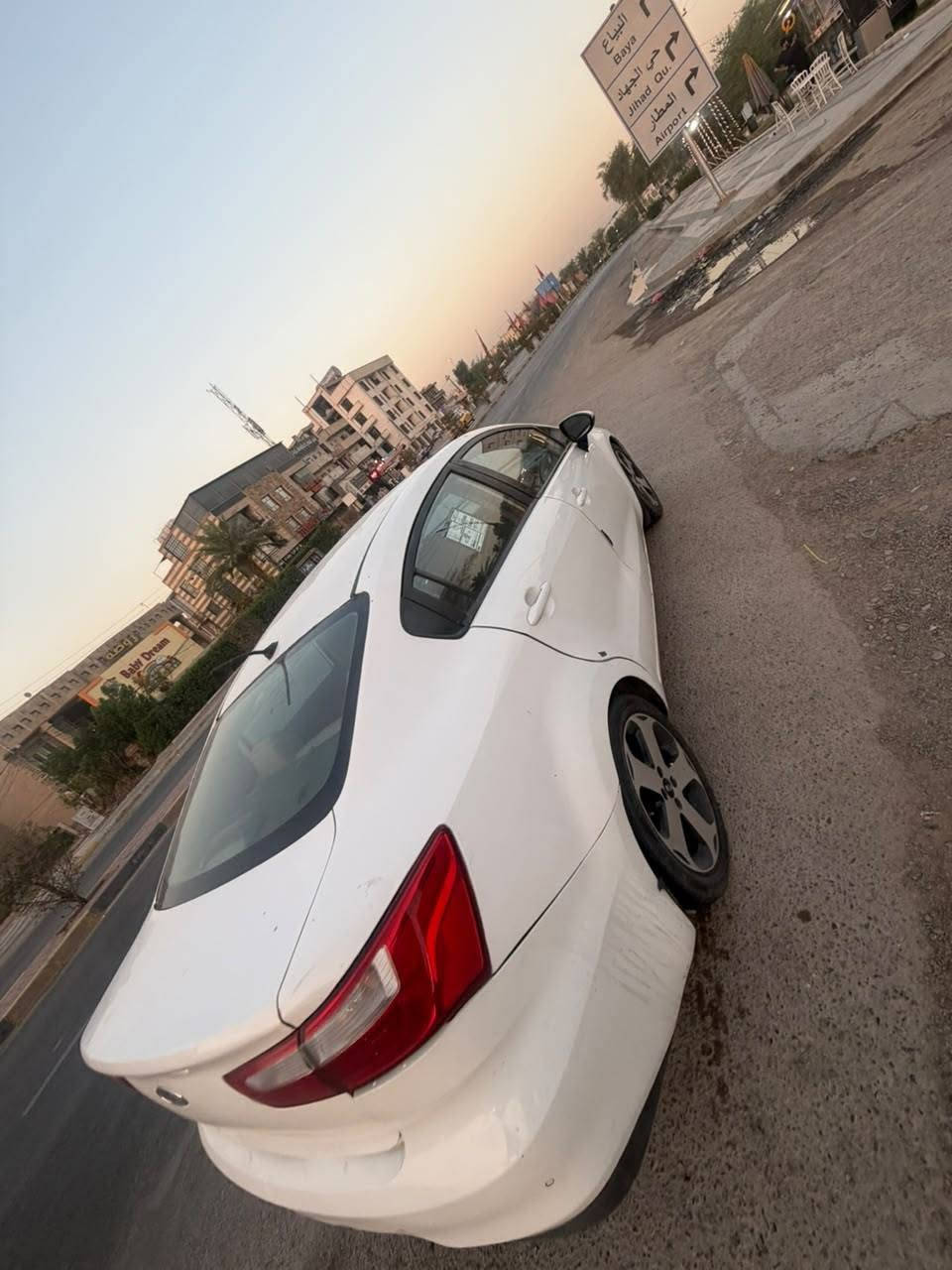 السلام عليكم ارخص كيه ريو للبيـــــــع
كيه ريو للبيع ٢٠١٤ فول مواصفات
صبغ عام أثر ضربه بلقماره تعديل والجنطه ضربه معمره جاهزه كشر كدامك نصبه  وكلشي بسعره مو ادور كفاله بهسعر 
جاهزه بدون نقص كير محرك تبريد خير من الله 
مكاني بغداد السيديـه تخم تاير جدد باتري جديد مسويله سيرفس وادامه جديد مو بس اصفط حجي تجي وشوف بعينك سياره جاهزه بدون نقص فول مواصفات 
***********
السعر ٦٥ وبيه مجال بسيط جدا البيع يكون نقد فقط مابيع مقدمه وقسط ورجاء بس الشراي يخابرني
