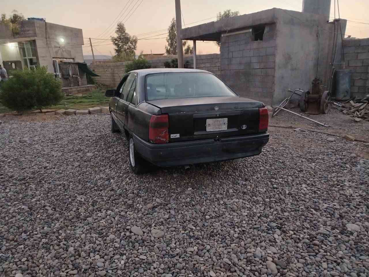 السلام عليكم
@ للبيع اوبل اوميگه رقم فحص صلاح الدين شرط التحويل والغرامات السياره گير ومحرك شرط تايرات جدد صدر امامي جديد والخلفي نص عمر كهربائيات ڱڵـه  شغاله ومسجل اربع سماعات السياره صبغ الشركه خياسات مابيه ما عدا الي بالجسور السياره محوره كابريته مال هيفه قطاره بالبانزين  السعر المطلوب 15 وبيه مجال الاستفسار اكثر الاتصال علـّۓ  ه̷̷َـَْـُذآ الرقم ***********

