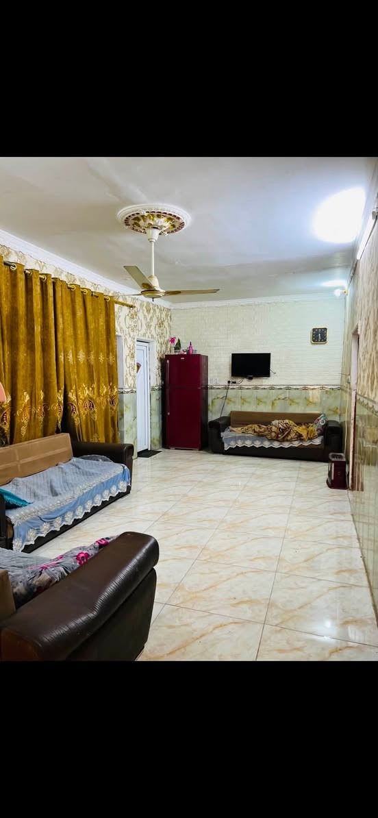 دار للبيع طابو زراعي 130 متر العنوان خلف الامام السواجي شارع ابو ايمن ***********
