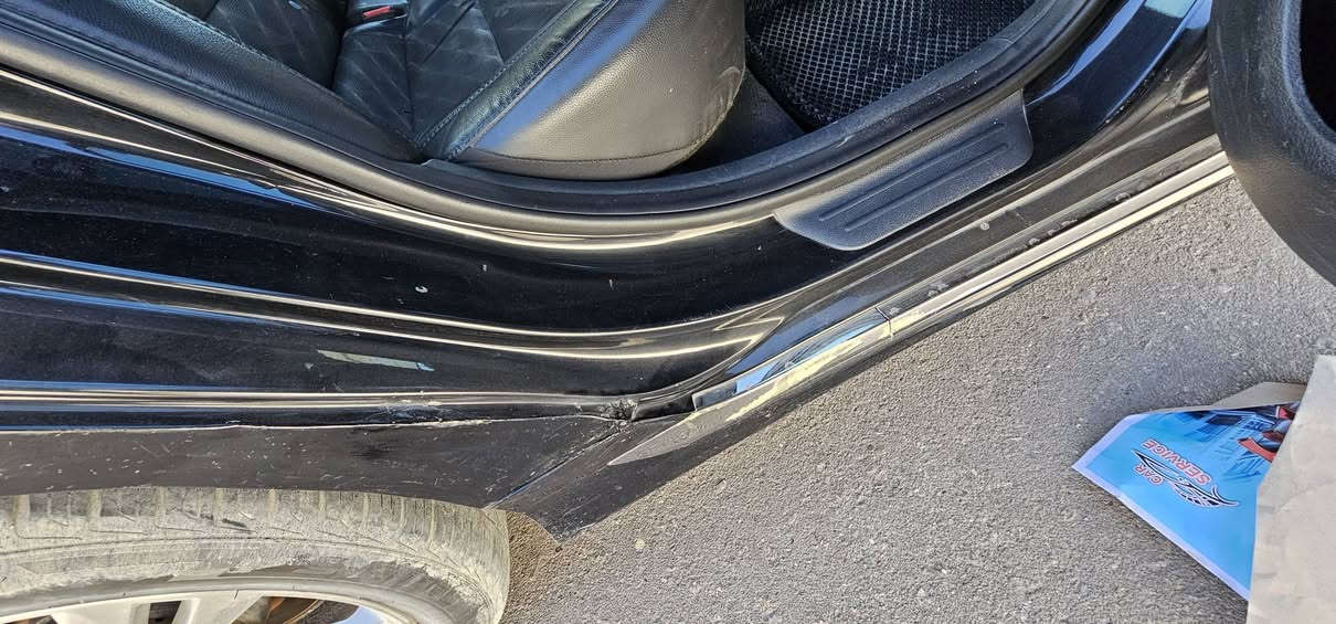 سوناتا ٢٠١٨ وارد امريكي فئة سبورت
رقم اربيل سنوية ساقطة 
 التفاصيل بالصور ماشية ١٧٨٠٠٠ ميل حادثه بسيط ضربه زغيرة بين البابين السايق والي وراه  السيارة ليبل واحد 
 بيه دحجات مكينة مجفتة اويل بم الزغير و ضمانه قيادة من اربيل للبصرة  تخم تاير حدادية جديدة مع صيانة كاملة لمنظومة البانزين والاحتراق 
بيه منضومة زنون سعره على حده متريده افتحه 
مكان السيارة نجف 
السعر ١٢٠ 
موبايل ***********
