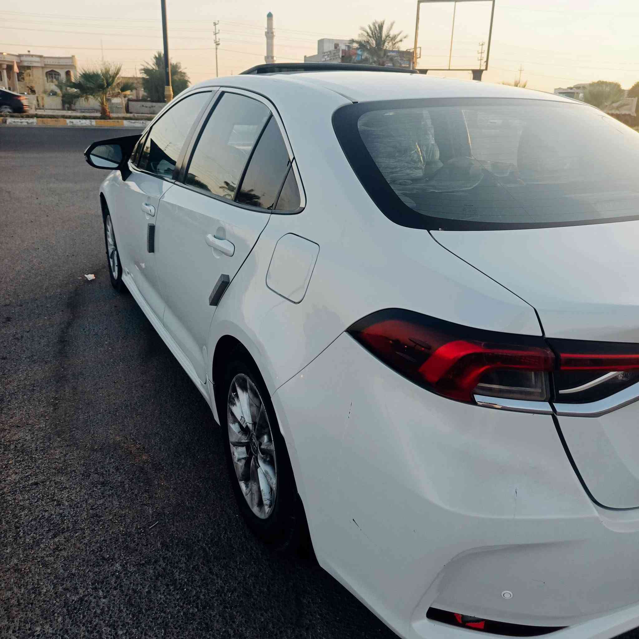 سلام عليكم كورلا 2020فول مواصفات ماعدا بصمة اي استفسار اتصال ع رقم***********
