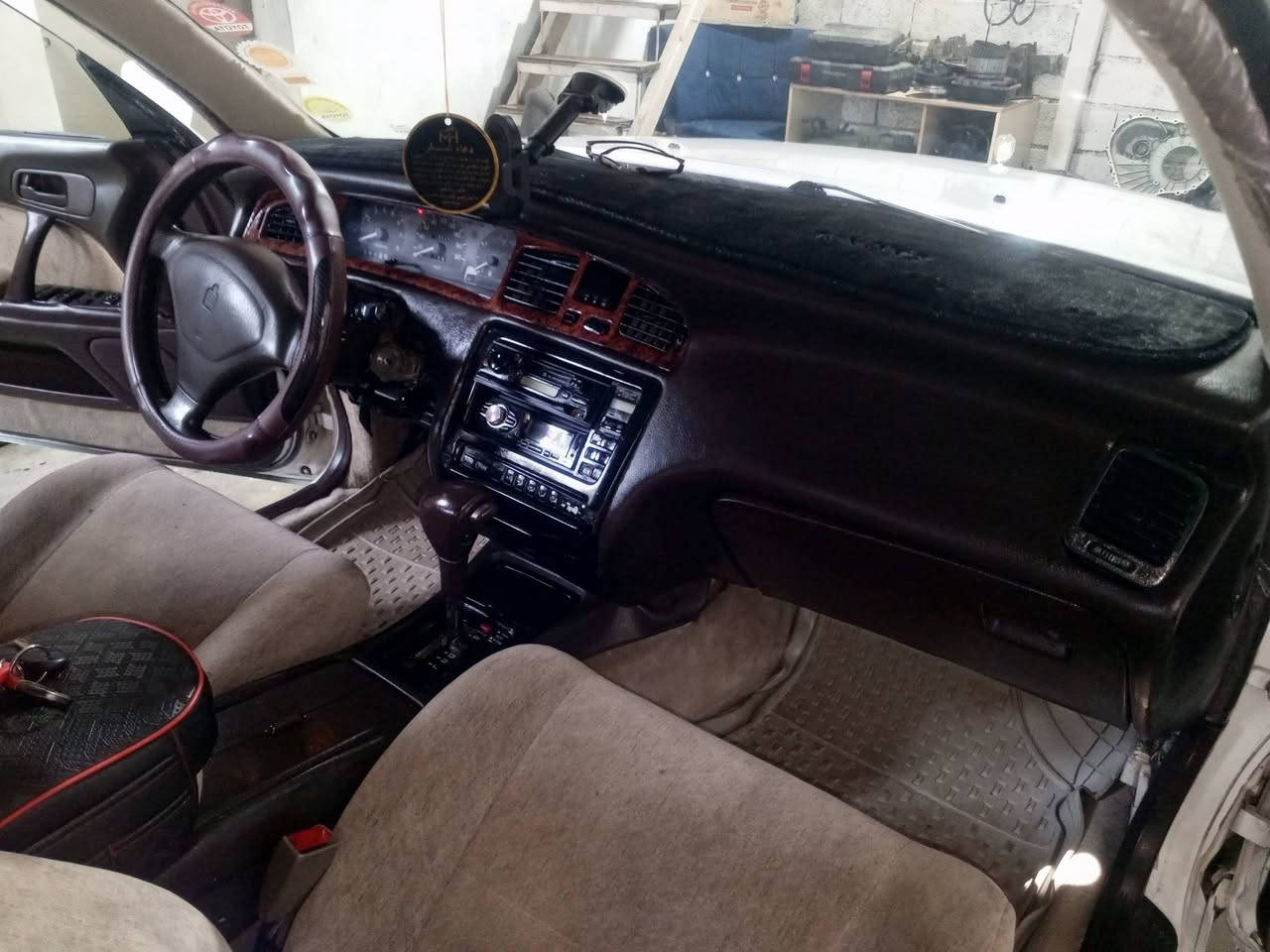 كراون بطه للبيع
موديل 92 محرك 2 ونص شرط لا صرف ولا بخار 

صبق عام جماليه بدون ضربه بدون خياس 

رقم كركوك بسمي تريد تحويل تريد وكاله شرط سنويه لل 

30

هزه جديد + اربع تايرات شاده جديد قرفه بل باكيت جديد 

دشبول ابطاين كهربايات كله جديد 

زينون الاصلي شمسي عالي ناصي مخليله جديد 

كشانه كهرباي باتري جديد 

صدر امامي وخلفي كله جديد علا ايدي مسوي 

ادامه كامله مسويله سياره مال بيت 

السعر خاص اتصل وتدلل ***********☎️

مكان السياره كركوك

