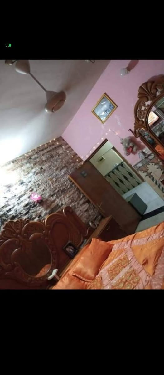مكلف ب نشر دار للبيع مساحه 200 الإصلاح شارع الجزيره زراعي استقبال صاله غرف نومعدد اثنين مطبخ صحيات طرمه سعر60وبي مجال الاستفسار اتصل ***********

