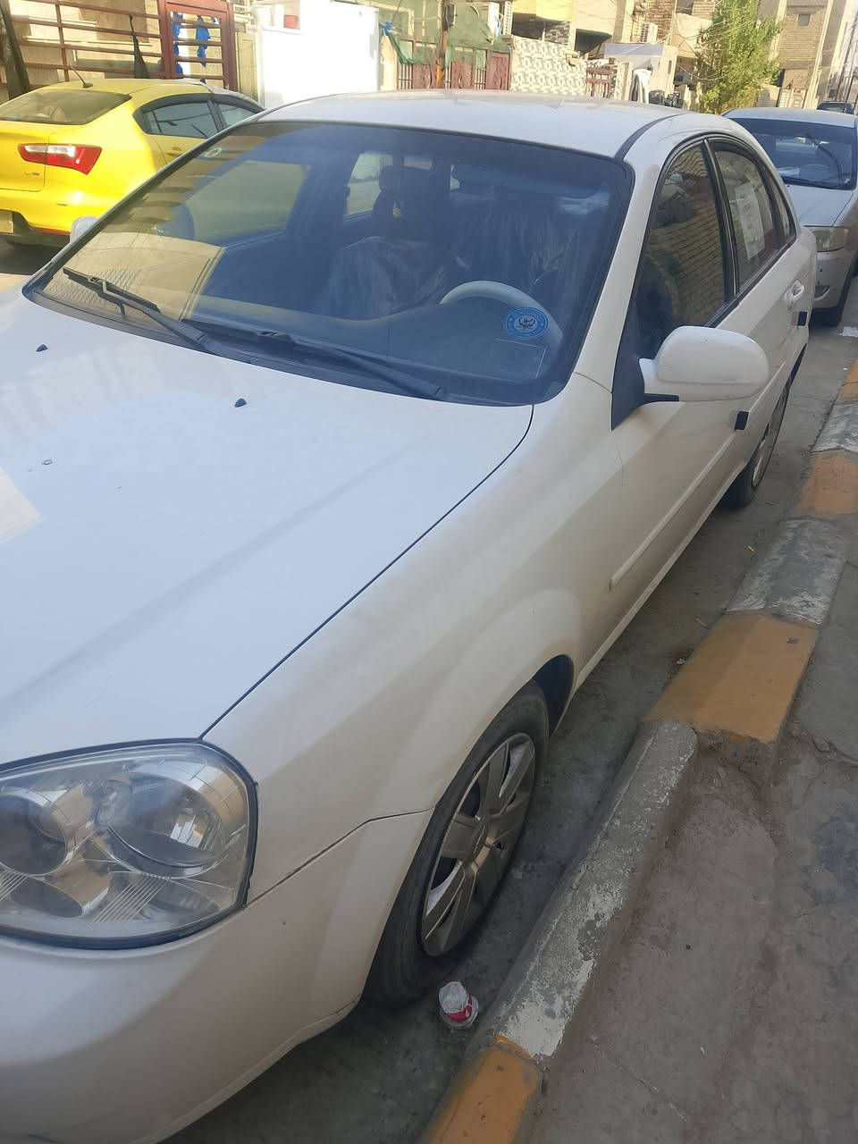 سلام عليكم اوبترا موديل ١١ماشية ٥٢قابله للزيادة رقم بغداد باسمي استخدام شخصي وعليها ادامة بيها جاملغ مصبوغ والدعامية الامامية الباقي مكفول مكان السيارة الزعفرانية السعر ٨٣وبيها مجال بسيط ***********
