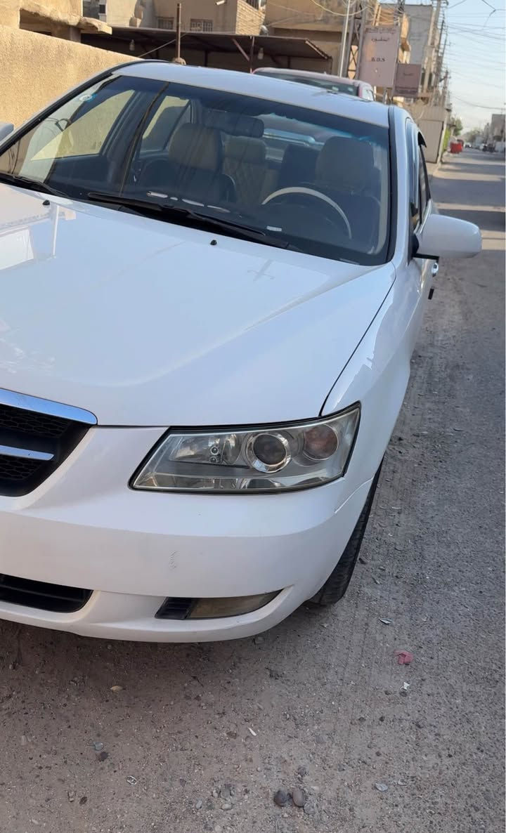 سوناتا 2006 خليجي محرك 3300 (6سلندر)
كير محرك بشرط مناقصها اي شي منضومة تبريد من ال الالف للياء جديده لوك بالباكيت ( تبريد ثلاجه) تايرات جدد حداديه قبل 3 اشهر مبدل الها ادامه كامله من فيت بم ونوزلات وبلكات ومجاول كل سنه اسويلها ادامة . تاخذها وتدعيلي سونار المندلاوي موضح بالصور البارد الي موجود شي بسيط كلش الصبغ الجزء الي بالجنطه جهة الرقم والامامي الجاملغ وشويه من البنيد ربعه ملاون مكاني بغداد السعر 82$ 
*********** واتساب بغداد, العراق
