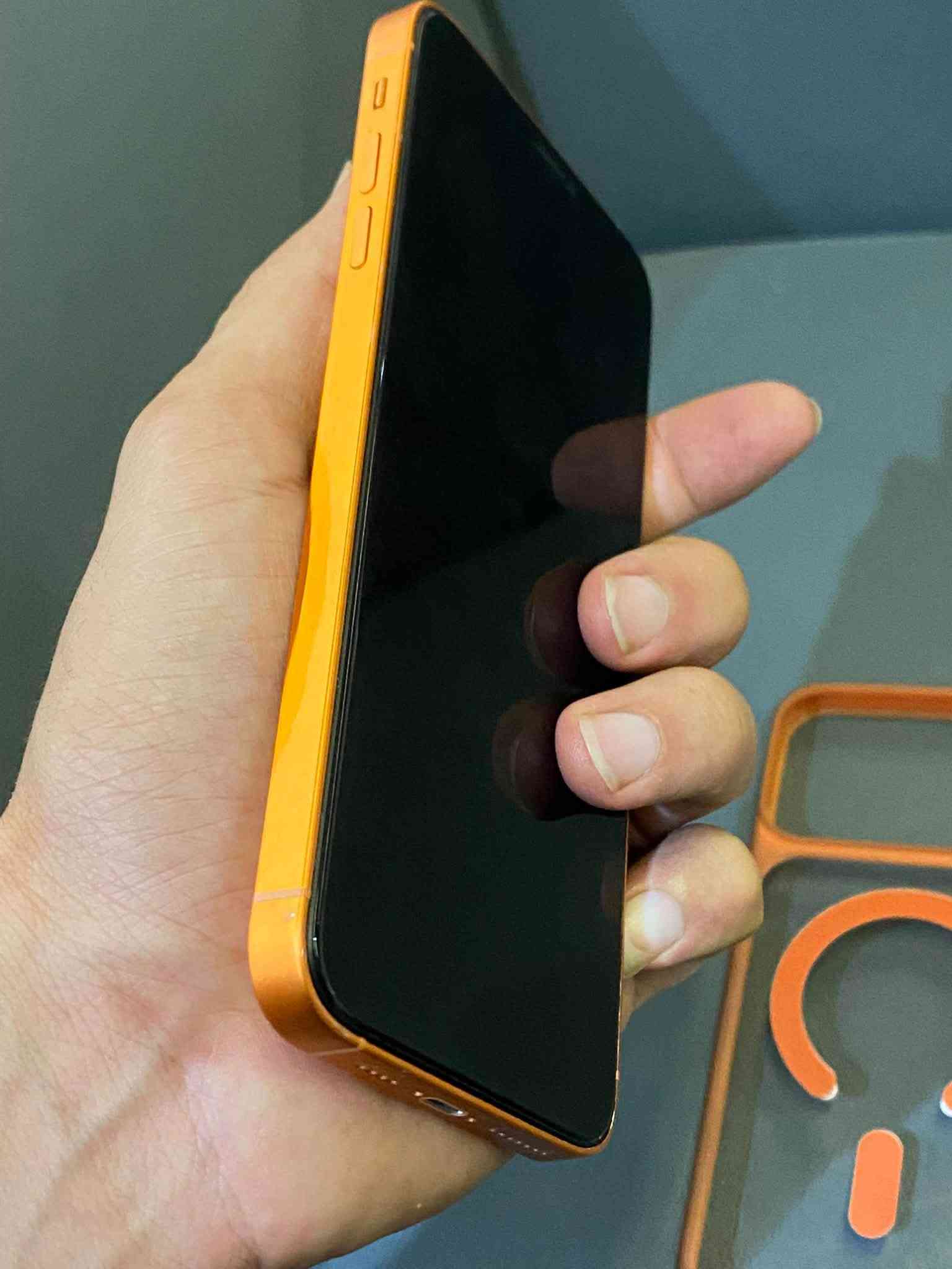 آيفون XS ماكس • ٦٤ • شاصي مبدّل