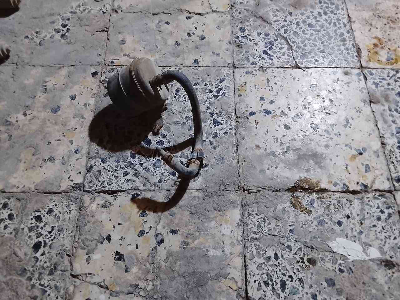 غراض نيسان باترول تسعينات للبيع مكان ديالى ***********
