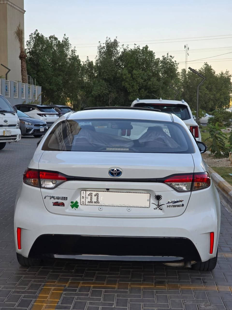 كورلا هايبرد 2024 العلامة الزركة
فول مواصفات فتحة سقف بصمة عدد 2 
السيارة نضيفة جدا وبدون نقص بيها ملاحظات بسيطة بيها بارد شبر بالجاملغ الخلفي وتكحيل بسيط بالباب اثر شخط ماشية 77 الف 
رقم بغداد بأسمي تحويل ثاني يوم
السعر 144 وبيها مجال للطيبين
مكاني بغداد العامرية او حي الحسين 
للتواصل ***********
متوفر واتساب
