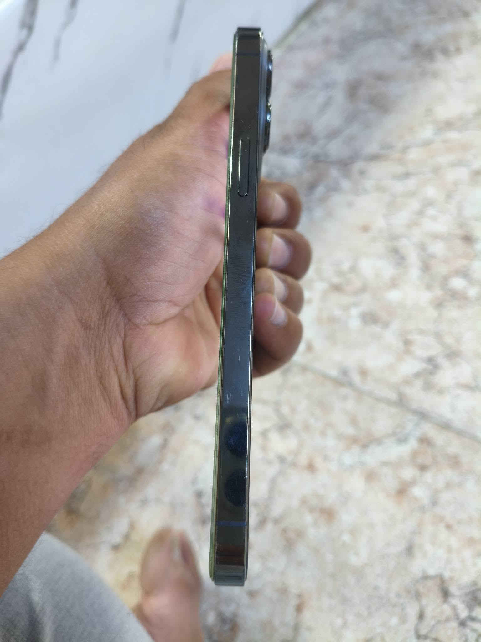 ايفون ١٣ برو ماكس • شاشة اصلية • بطارية اصلية