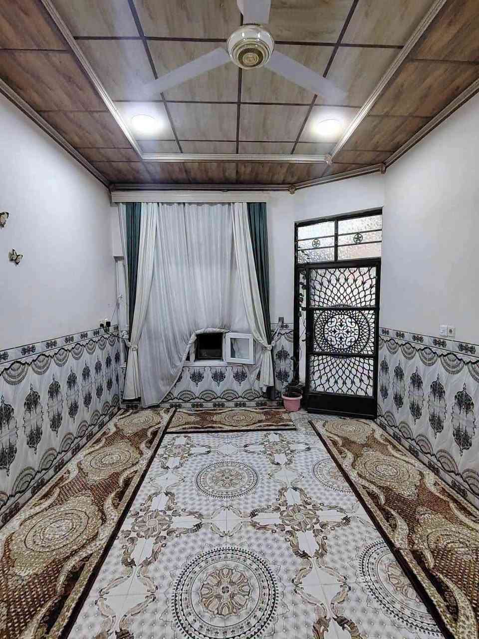 حي العسكري • ١٠٠م • طابق ونص