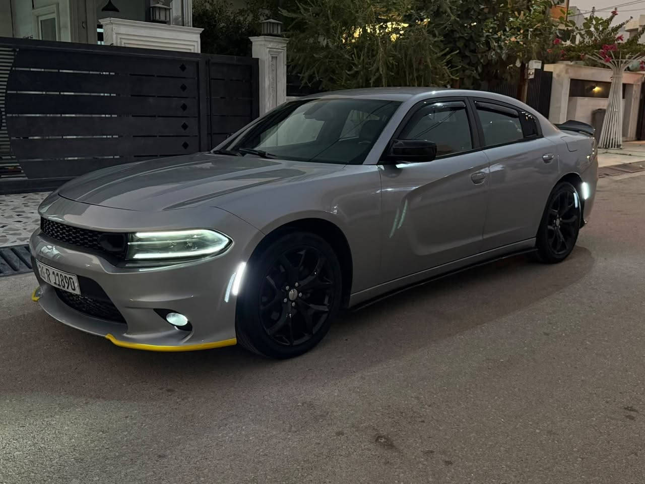 دوج جارجرمواصفات sxt مودیل ٢٠٢٢ بصمة جلد كشن كهربائي تبريد مركزي ماشية ٥٠ الف صبغ حزام ضرر جاملغ واحد فقطوالباقي فقط رش لا تبديل ولا معجون  بدون دواخل بدون ارباك سيارة جاهزة سنوية مشروع وطني شرط تحويل عنوان كركوك شوراو سعر ١٧٥ ومجال ***********......*********** كركوك, العراق
