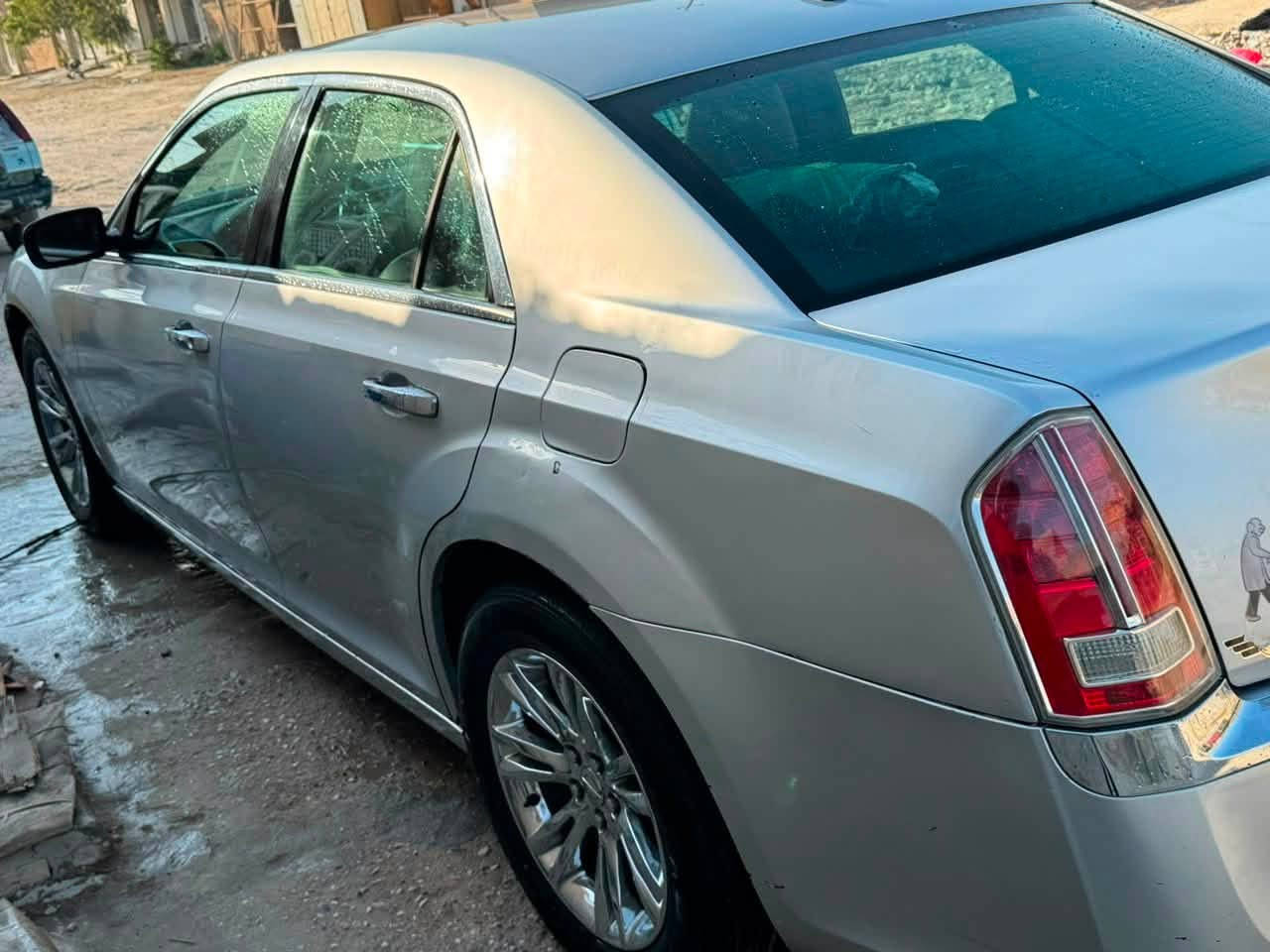 السلام عليكم اوباما 12  بيه جاملغ  وتعديل لغد بس 
وبيه ملاحظات بارد سيار بسمنه  حيل حلوه واحلى من صور 
مكان سيار مدينة الصدر 155 وبيه مجال سياره مامتعوبة 
***********
***********
