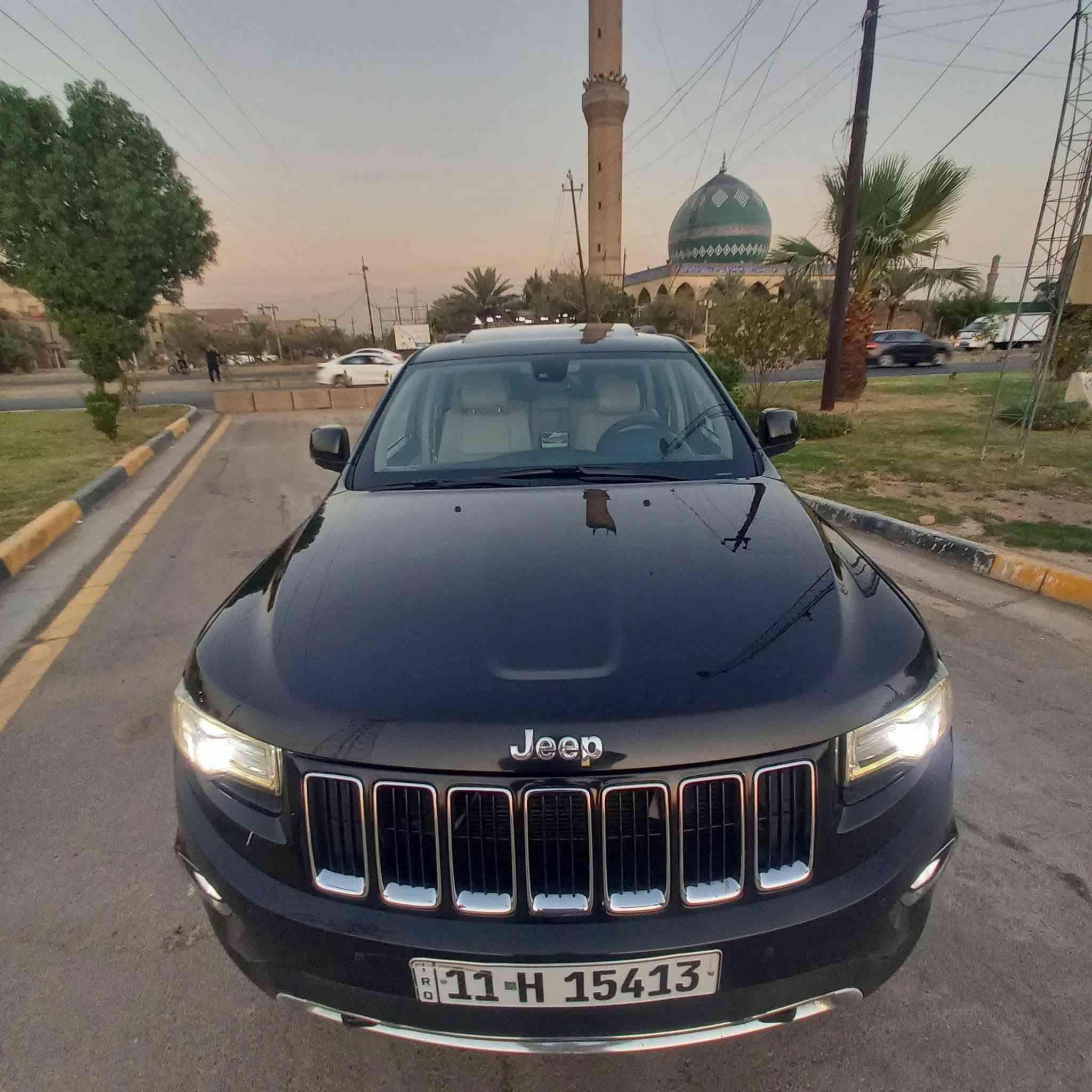 السلام وعليكم للبيع جيب لمتد خليجي 2014 رقم بغداد انگليزي مشروع وطني  بسمي 

مواصفات السياره
المسافه المقطوعه 105mi
محرك 6 سلندر 3600 
بصمة تشغيل + بصمة أبواب
كشنات الاماميه كهرباء 
شاشه لمس
بلوتوث
مداخل أواكس ويو إس بي
حساس خلفي
تحكم ستيرن كل الجهات
مثبت سرعه
نظام ايكو تقليل صرف البنزين
گير طياره 8 نمر
نظام سبورت S
فور ويل 4*4
مهبط هؤاي نضام جكات 
فتحة سقف بنراما
داخل بيجي
يدات نيكل بلادي 
ويل 18 بلادي
لايت زنون عدسه LED + كشاف
بگ لايت LED
لايت عدسه زنون يصعد وينزل وي حركة الستيرن
گاعيات شركة Jeep
دخول ذكي
تشغيل عن بعد
أشاره بالمرايه
مري الداخليه معتمه ومري الجانبيه حساسه للضباب تعمل تلقائياً
شفتات بالستيرن
تبريد قطعتين ثلج مركزي
إشارة ترحيب
زراگ لايت
أناره داخليه LED
دبل هوك سحب إمامي وهوك خلفي

فتح وغلق الصندوق عن بعد
5 وضعيات قياده ماوس تحكم وضعيات
السياره ع إيدي عليها ادامه كامله وجاهزه گير ومحرك كفاله وحداديه جديده جاهزه من كلشي 

ملاحضه السياره بيهه قطعه وحده تبديل باب السيايق بلادي مطابق ١٠٠% بدون صبغ بدون معجون ودوسه جوه باب السايق بيهه تعمير شويه 

السعر 《190》اي ستفسار رقم صاحب السياره

 ***********☎️
