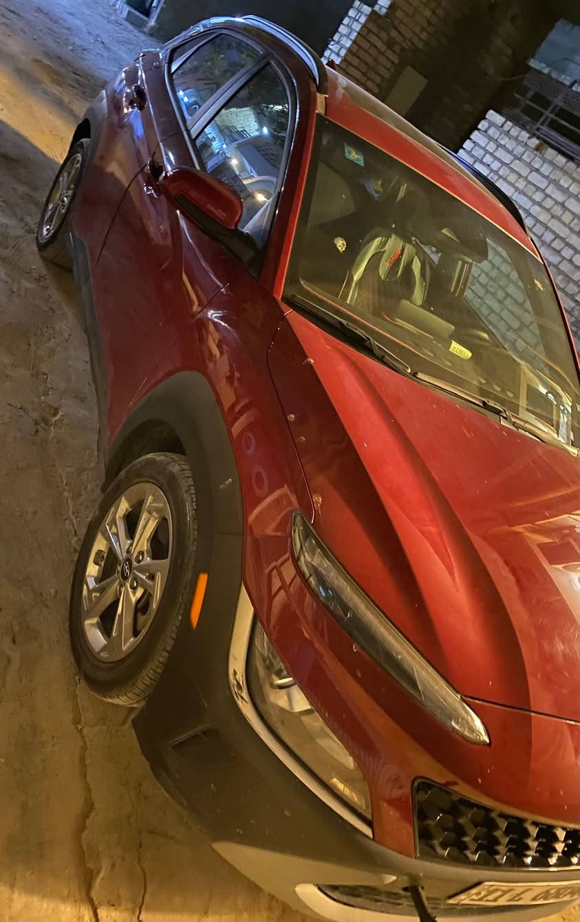 للبيع كونا موديل 2022 حجم محرك 2000 دوش فول من الاخر حادث ورقم شاصي مرفق السعر 150$ *********** بغداد
