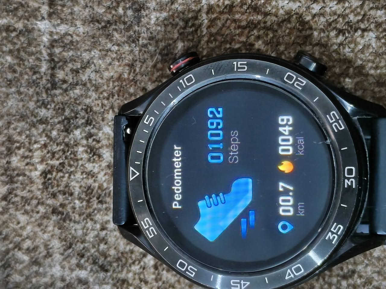 السلام عليكم ساعه ذكيه  Huawei Watch GT بيها مميزات هواي تربط على الجهاز اتصال وغيرها من الميزات بسعر ٧٥ مكاني بغداد كاظميه للتواصل ***********
