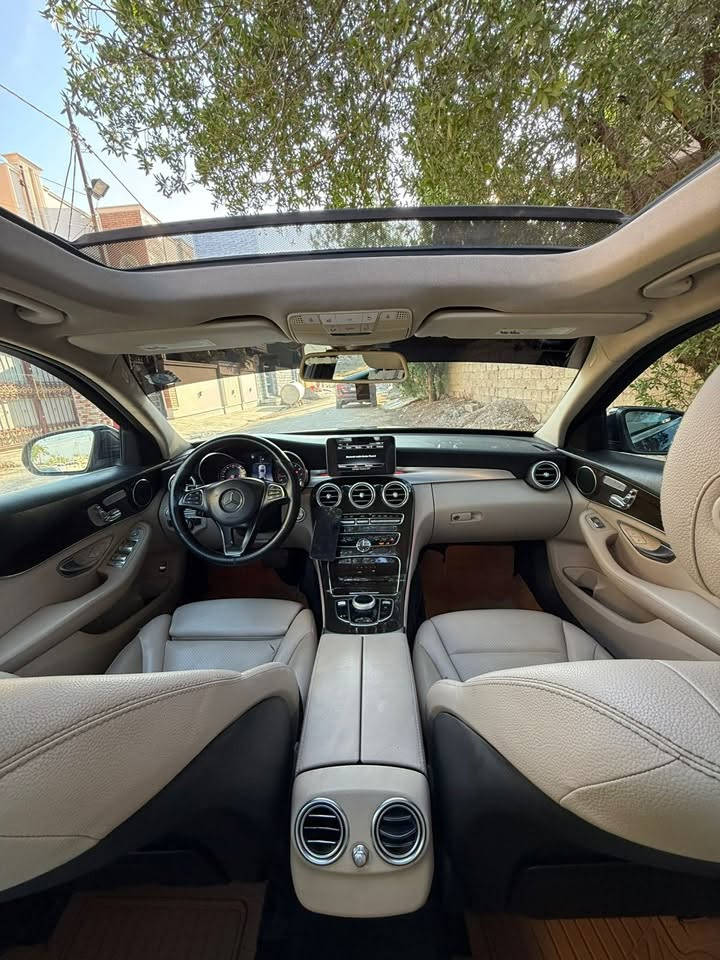 مراوس بالتيما ٢٣ وفوك sr او sl
مارسيدس c300 موديل ١٨
فوول مواصفات 
مكينه ٢٠٠٠ تيربو 
ضرر جاملغ وبنيد 
رقم بغداد
***********
