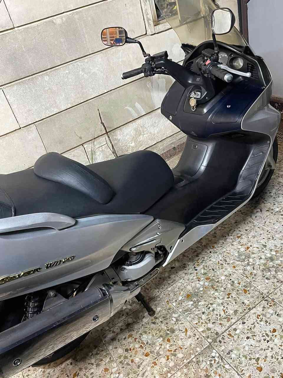 سلفر ونج للبيع
المحرك 400 ومكفول كفاله عامه 
كفرات نضيفه السعر 16 ونص 
العنوان بغداد حي العامل 
الاستفسار ***********
