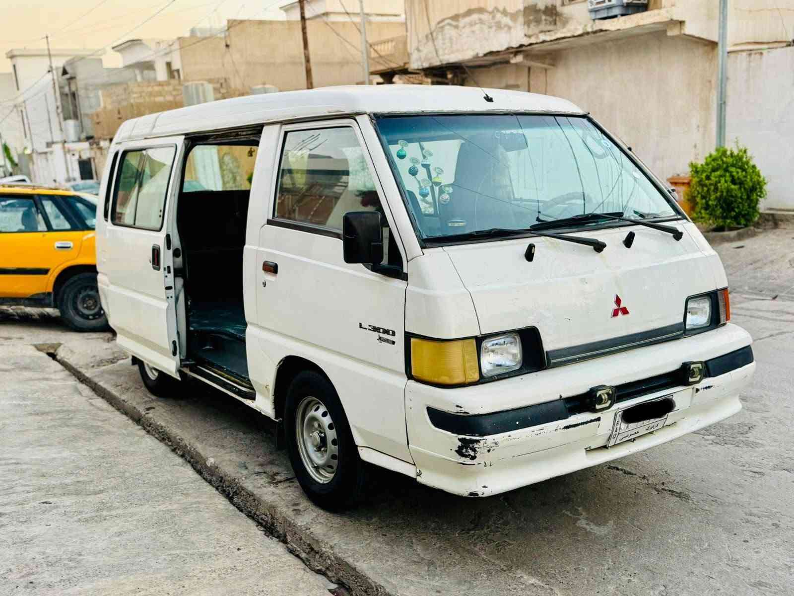 بسم الله الرحمن الرحيم سيارا مستبوشي موديل 1996 محرك فارا كاز مرغوب كير عادي بدون ضربه صبغ مو حزام اني ابيع حزام سنوي 2029  مشروع وطني سياره بسمي بي حصه كازه كير محرك صدر تايرات كهربائية شرط حته كشنات كاعيه شرط سياره مال بيت عنوان كركوك مقابل عرفه اخوان اذه شراي خابر تدلل.  اخوان بي حصه كازه.   ***********.   ***********.
