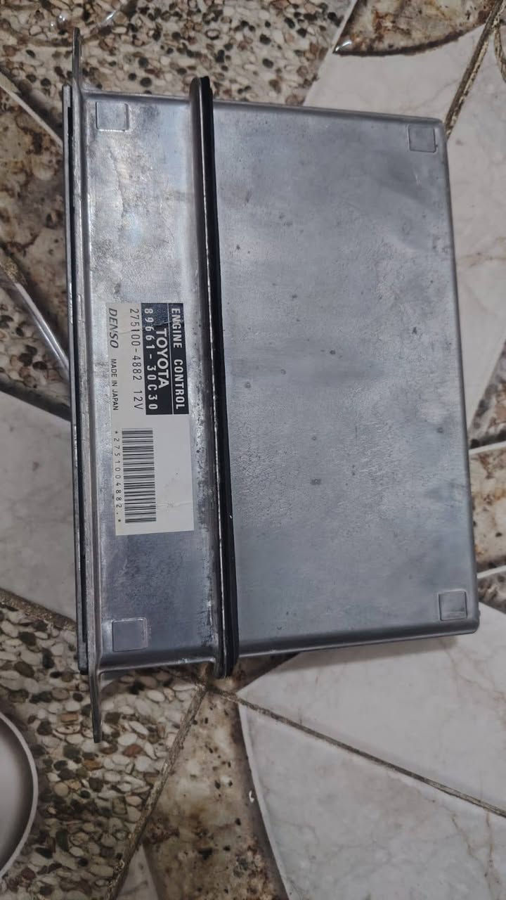 السلام عليكم شباب عقوله مال شاهين لبيع سعر الثنين 225 وبيهن مجال قليل وشرد الفحص شقالات مكان بصره خور الزبير رقم ***********

