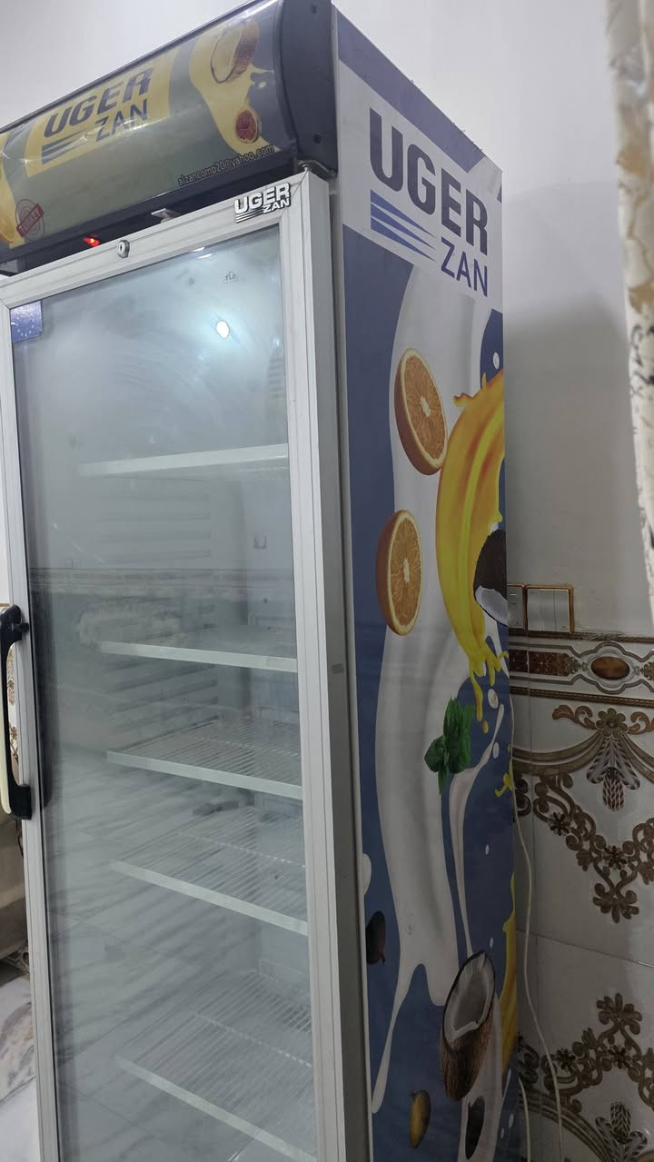 براد عارضه للبيع السعر ٣٠٠ وبي مجال عنوان حله ورديه خارج رقم موبايل ***********
