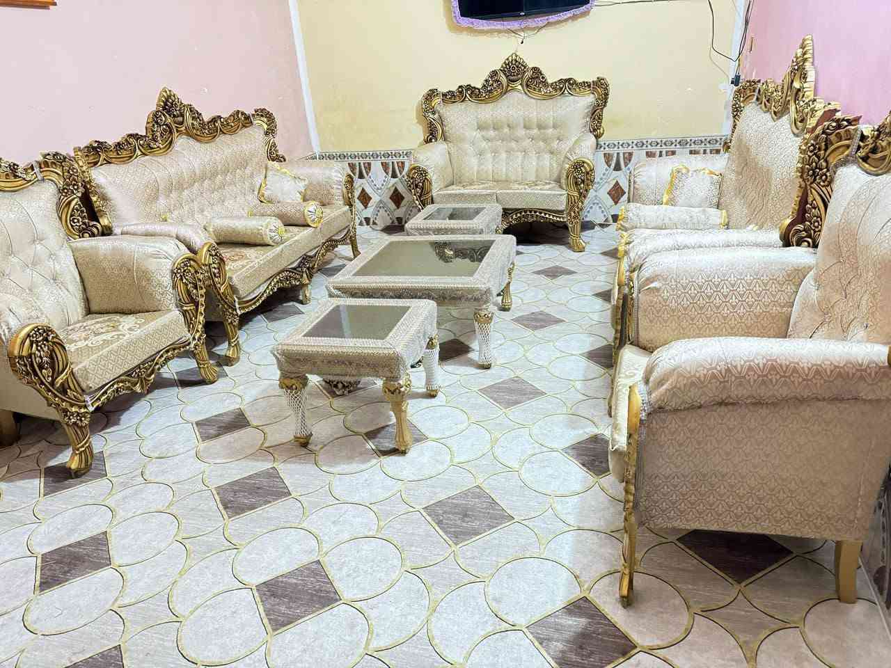 قنفات للبيع المكان حي الشهداء
السعر 850 الاتصال *********** 
@إشارة
