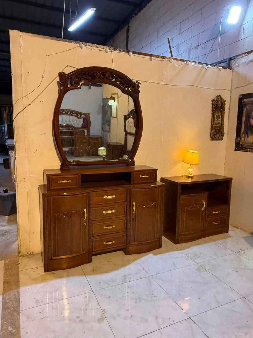 غرفه صاج داخل خارج ٤ ملم زان دنك زان
السعر ٩٠٠ ٨٥٠ قفل 
شد نقل داخل بغداد مجاني 
نضافه ٩٠ 
غرفه ضخم 
تفضل واتساب فقط محظوره مااكدر ارد ماسنجر أسعار مناسبه موديلات احلى ***********

@إشارة
