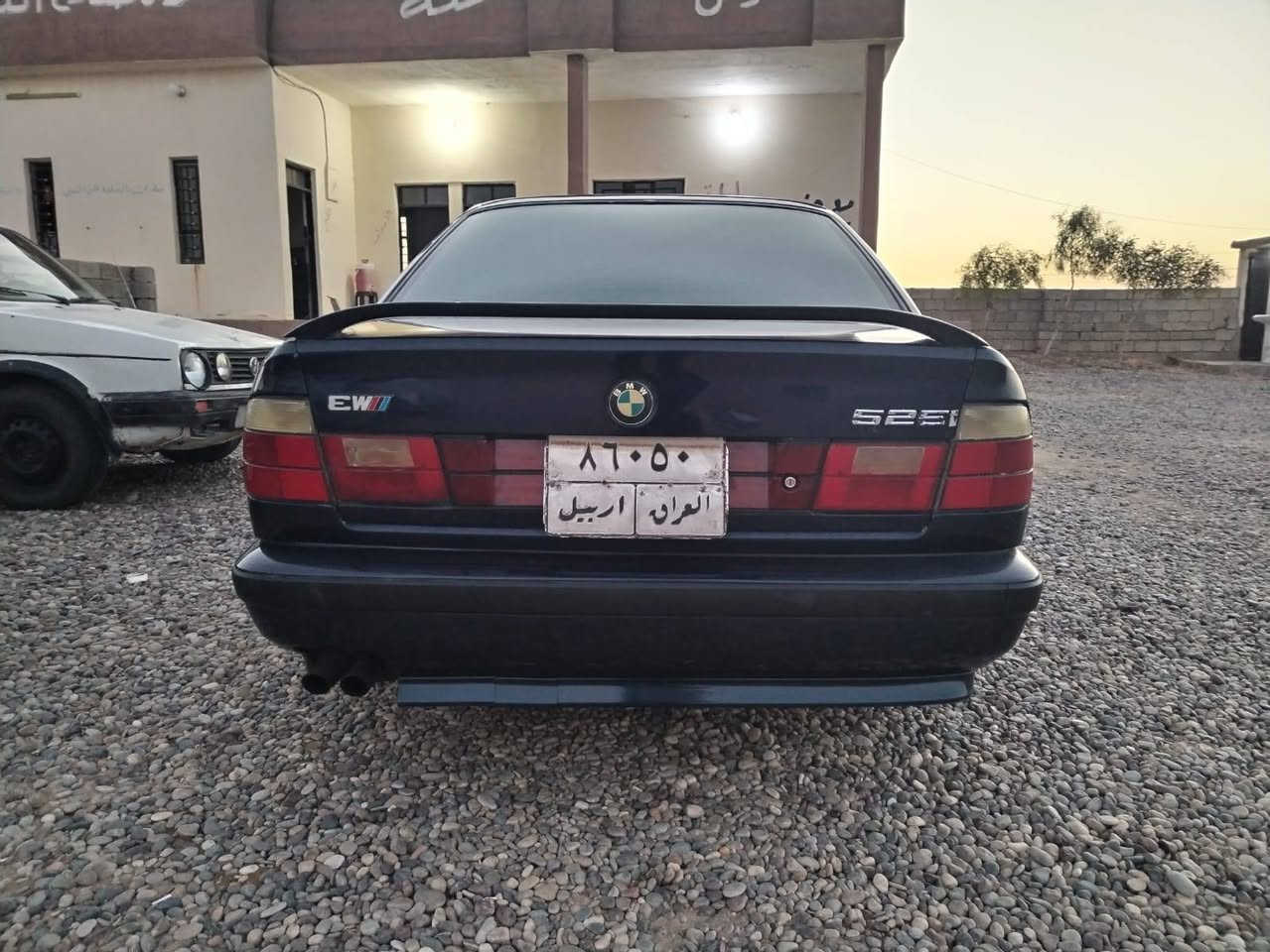 للبيع بي ام ٥٢٥ موديل ٩٣ فول موصفات وارد ياباني أربيل سنويه صاقطه ٢٥ محرك كبس كير توماتيك بجم عريض جام كهرب تخم تاير جديد صدر جديد تبريد ثلج سياره مال جناي السعر ٥٥ وبيه مجال شي بصيط لل شراي *********** خابر وتدلل مكاني الشركاط
