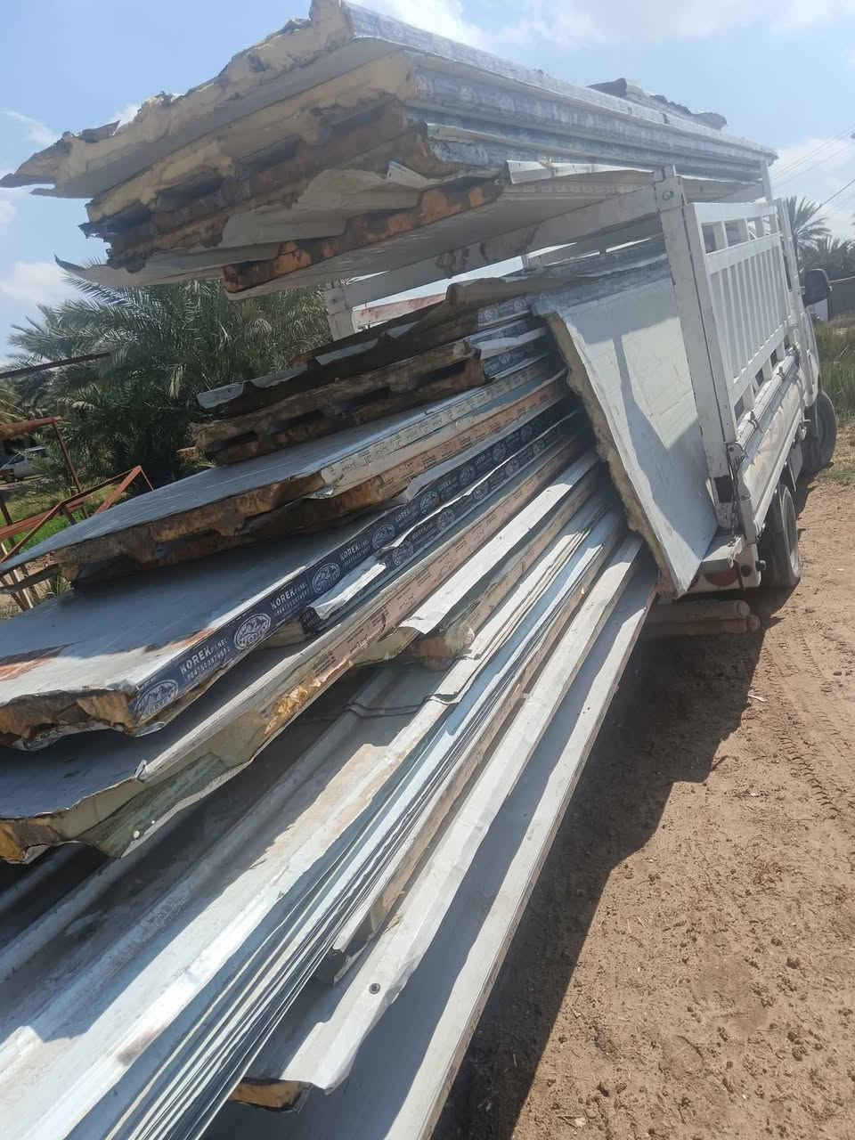 سندويش • جنكو مستعمل • متر مربع