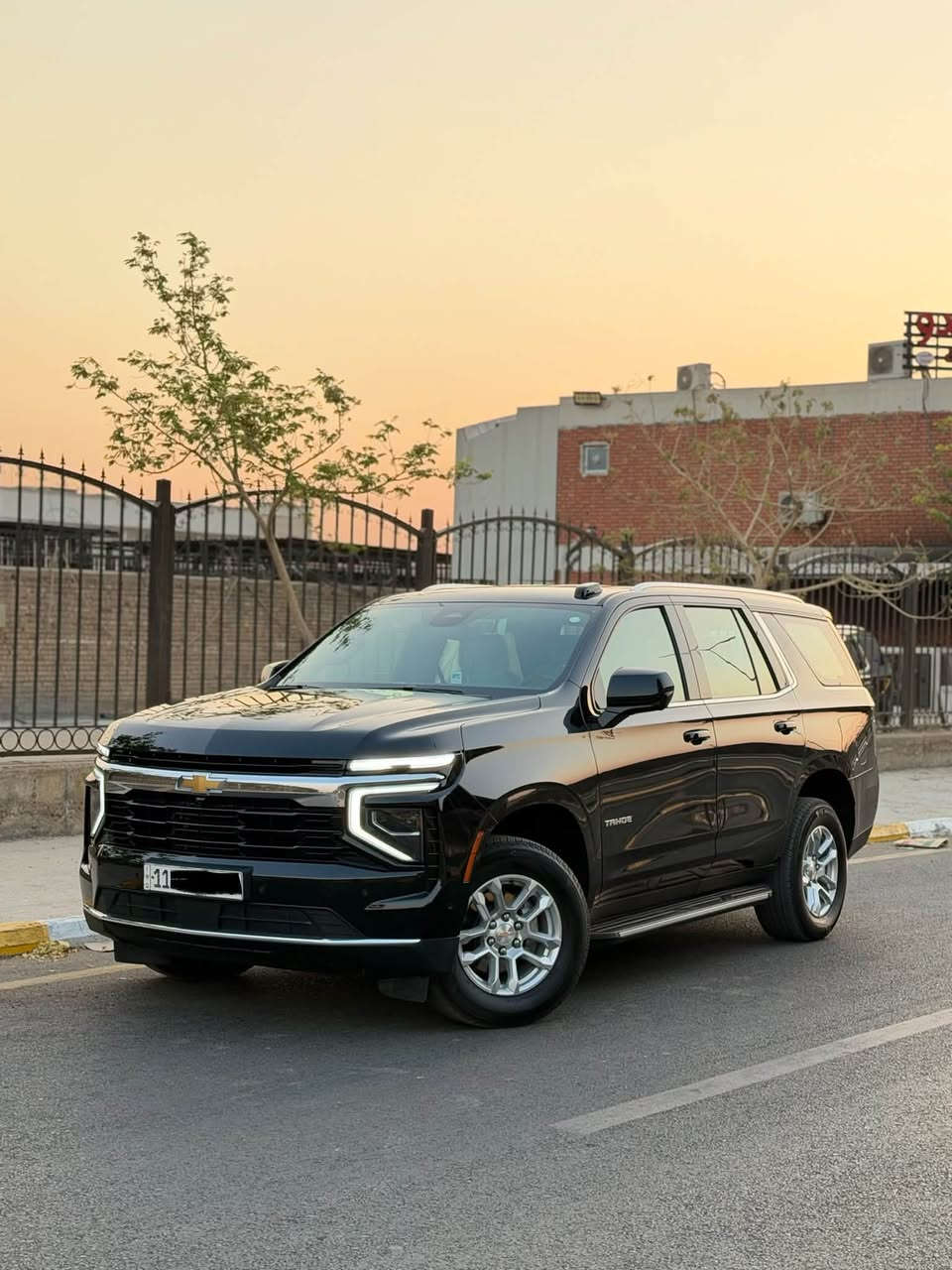 #شوفرليت تاهو 2025 LS🔥 خليجي وكالة المنصور ضمان 5سنوات
مكفولة كفالة عامة من كلشي
ماشية 9000على وضع شركة

 
 المواصفات 
🛑رادار + شاشة عرض (Data Show)
🛑ثلاجة
🛑رادار جانبي وخلفي
🛑نظام النقطة العمياء
🛑نظام تحديد المسار
🛑تنبيه عند الانحراف عن المسار
🛑مقعد السائق كهربائي
🛑إنارة زينون بلادي
🛑تشغيل عن بُع
🛑٤ بصمات  
🛑+ بصمة تشغيل
🛑فتح الأبواب تلقائياً عند الاقتراب من السيارة

📍عنوان بغداد الكاظمية او حي العدل 
والشراي يتصل 
***********
***********

