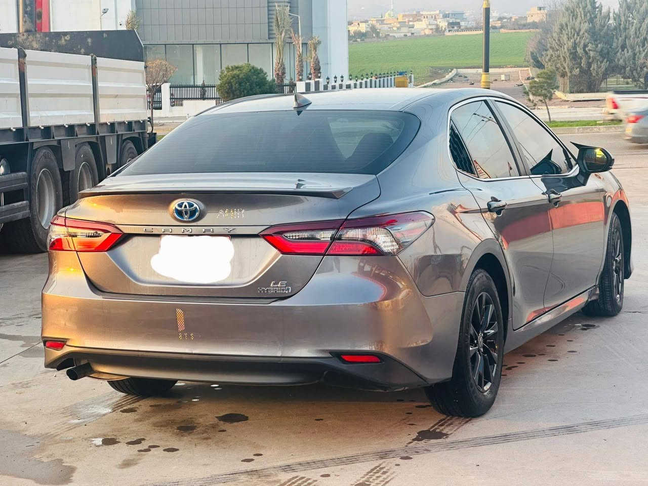 تويوتا كامري 2023 LE HYBRID  
مواصفات بصمة كشن كهربائي اندبريك بصمة اوتو هولد ٤ مودات قيادة رادارات كلها شغال 
بيها بونيد صبغ صور ضرر موجود بالمنشور 
ماشية 35 راديترات كلها بلاد شرط 
رقم سنوية وفحص وهزة كلها جديد 
بسمي مكان سيارة كركوك 
شراي اتصل واتس اب موجود 
*********** كركوك, العراق
