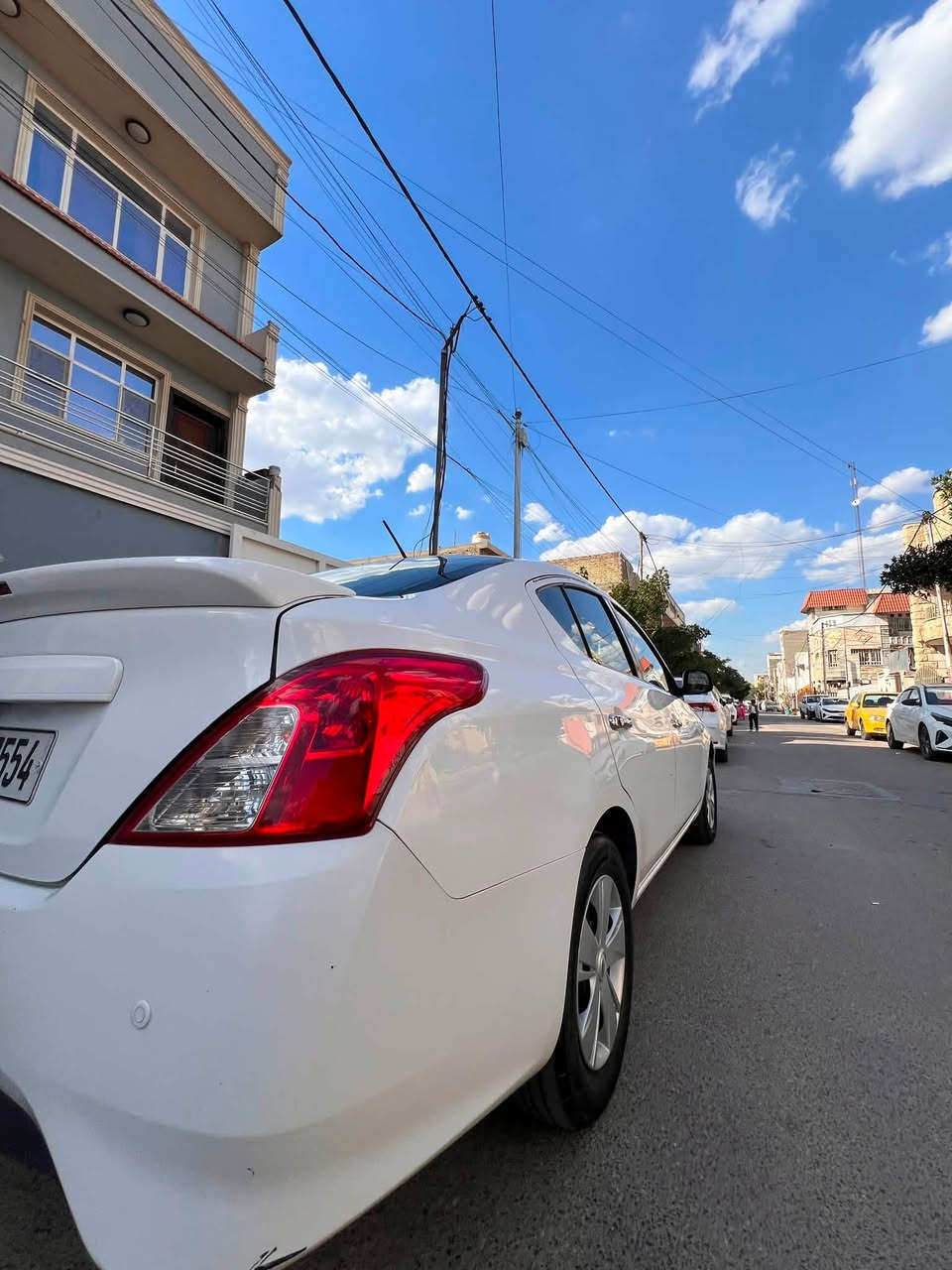 السلام وعليكم سني هندي مديل 19
ماشيه 132000km
رقم بغداد تحويل ثاني يوم 
كير مكينه كفاله باقي التفاصيل مرفقه بل سونار + جاملغات امامي تبديل 
بغداد
***********
