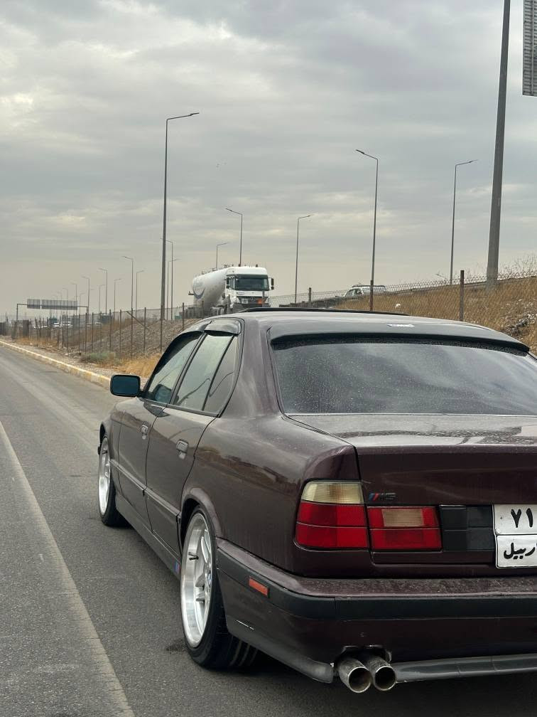 بي ام 525 • موديل ٩١ • أربيل