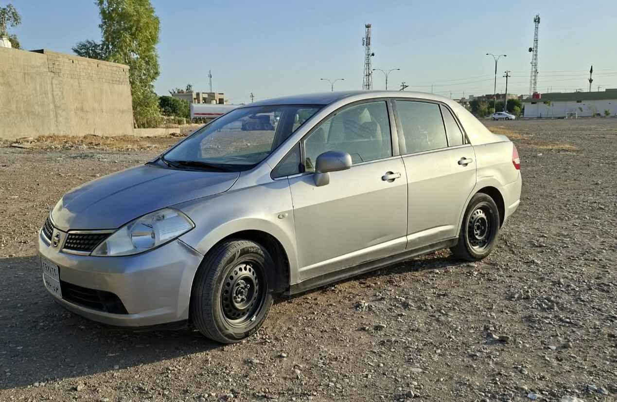 نيسان تيدا موديل 2008 بي بوياغ كةمى ساردى هةيه گێرو مەکینەی بەشەرت سەنەوی سالی بەسەر چوە نرخ 78$ مەجالى كةم
*********** كيفري, ديالى
