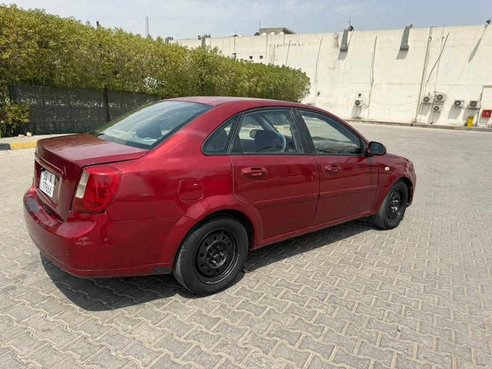 شوفرليت فورنزا موديل 2008 رقم بغداد تحويل مباشر هزه وارقم وسنويه جدد كير ومحرك بحاله ممتازه وتبريد ثلج تخم تاير صدر امامي خلفي جديد ضررها صندوك وجاملغ خلفي مصبوغه حزام وجراد خفيف بلقماره السعر(55$) العنوان بغداد العامريه(***********)
