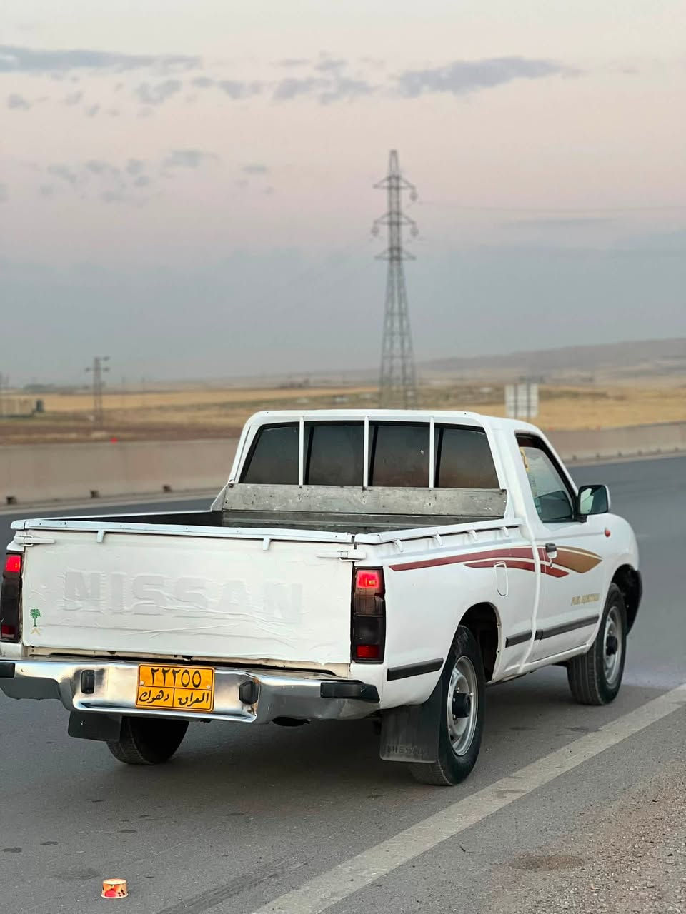 پیکاب نیسان مۆدیل ٢٠٠٨
٣پەرجی بۆیەخە گیرو مەکینە بەشەرت ئەکسل بەشەرت ٤وەر تای تەزو سەحر ٨١ وەروقە مەحمەلکی برایەنە

***********👈🏼
