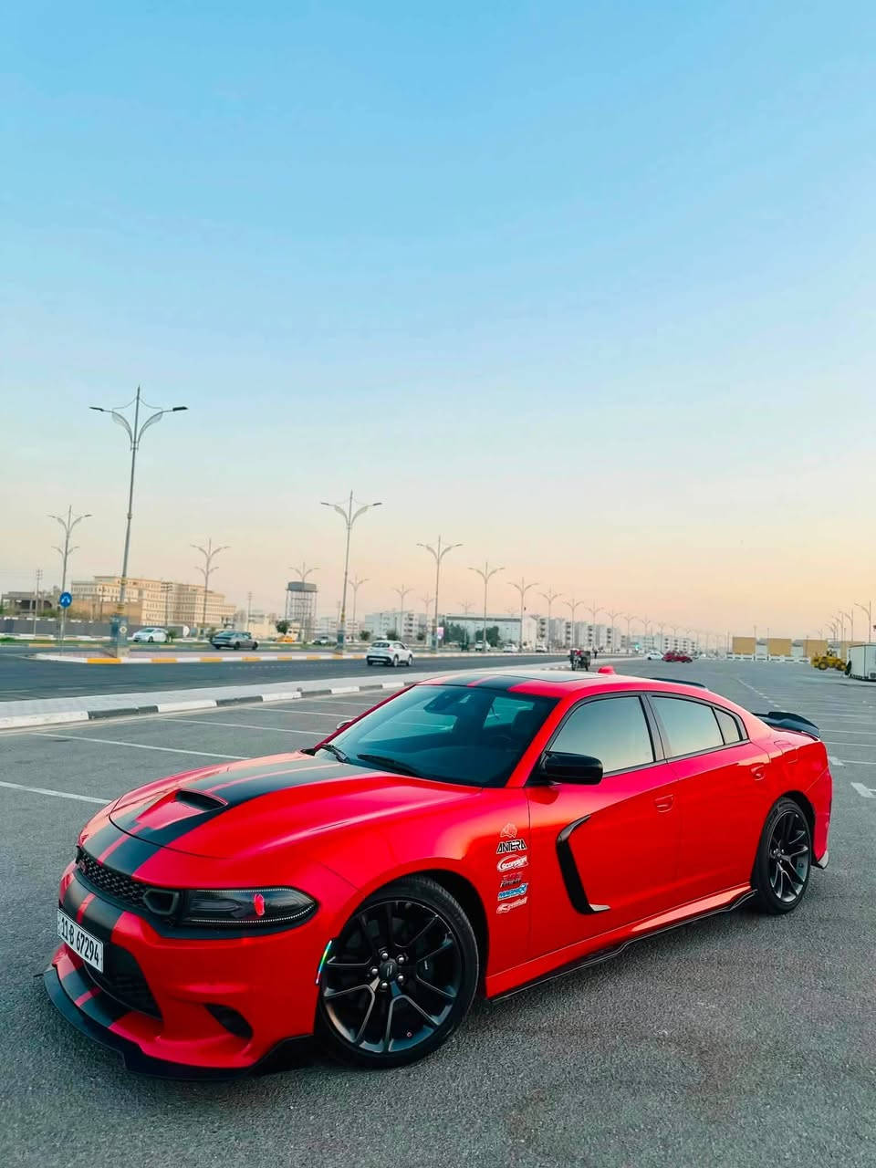 ، كلين بدون قطره صبغ، أرخص و أنضف سكات
دوج جارجر سكات باك . Scat Pack  
الموديل : 2022 مكفوله كفالة عامه حادثها سرقه مكينه وگير  فقط و مشدودات جدد نفسهن
ماشية  : 27 الف ميل 
المحرك :  V8 . 6.400
القدرة الحصانية : 485 حصان hp  
المواصفات :                              
*  نقطة عمياء . 
* مكابح رياضية (برمبو) . 
* لايت LED . 
* كاميرا خلفية . 
* امكانية التحكم بوضعيات المقود كهربائيا . 
* كزوز سستم موبار . 
* حساسات خلفية . 
* ويل قياس 20 أنج 
* سستم صوت  . 
* تشغيل عن بعد . 
* مقاعد رياضية 
* ذاكرة لحفظ وضعيات الجلوس (ميموري) . 
* المقاعد الأمامية تبريد وتدفئة . 
* المقاعد الخلفية تدفئة . 
* نظام خرائط GPS . 
* شاشة كبيرة قياس 8.4 أنج اوپشنات 
* تدفئة ستيرن . 
لون احمر 
رقم بغداد بأسمي / مكانها كربلاء ***********
