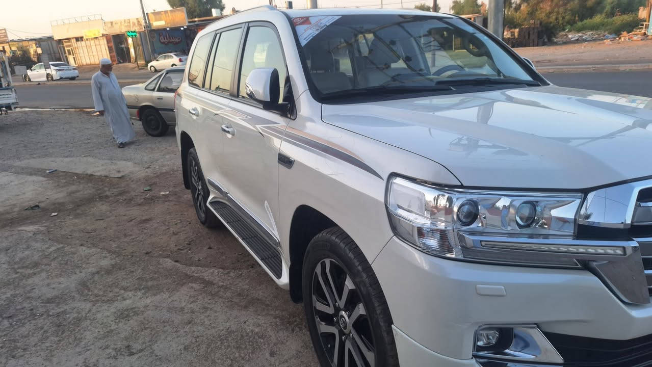 لاند كروز 2018
V8 ثمانيه سلندر

بريم أصل

كلين تايتل

GXR

رقم أربيل الجديد

كشانه كهربائيه

ماشية 170 الف 

محرك شواصي مكفولات 

السعر: 480 ورقه

للأتصال: ***********

             ***********
