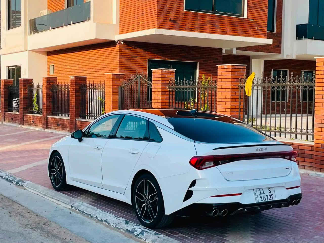 السلام عليكم K5 مديل 23 مكينه 2500 تيربو صاروخ 🚀 جيتي فول مواصفات فول ماشيه 80 بيه جاملغ او بنيد تبديل من الوكاله يعني ولا قطره صبغ مكانه بغداد الكرخ السعر 158 او بيه مجال  الهاتف ***********
