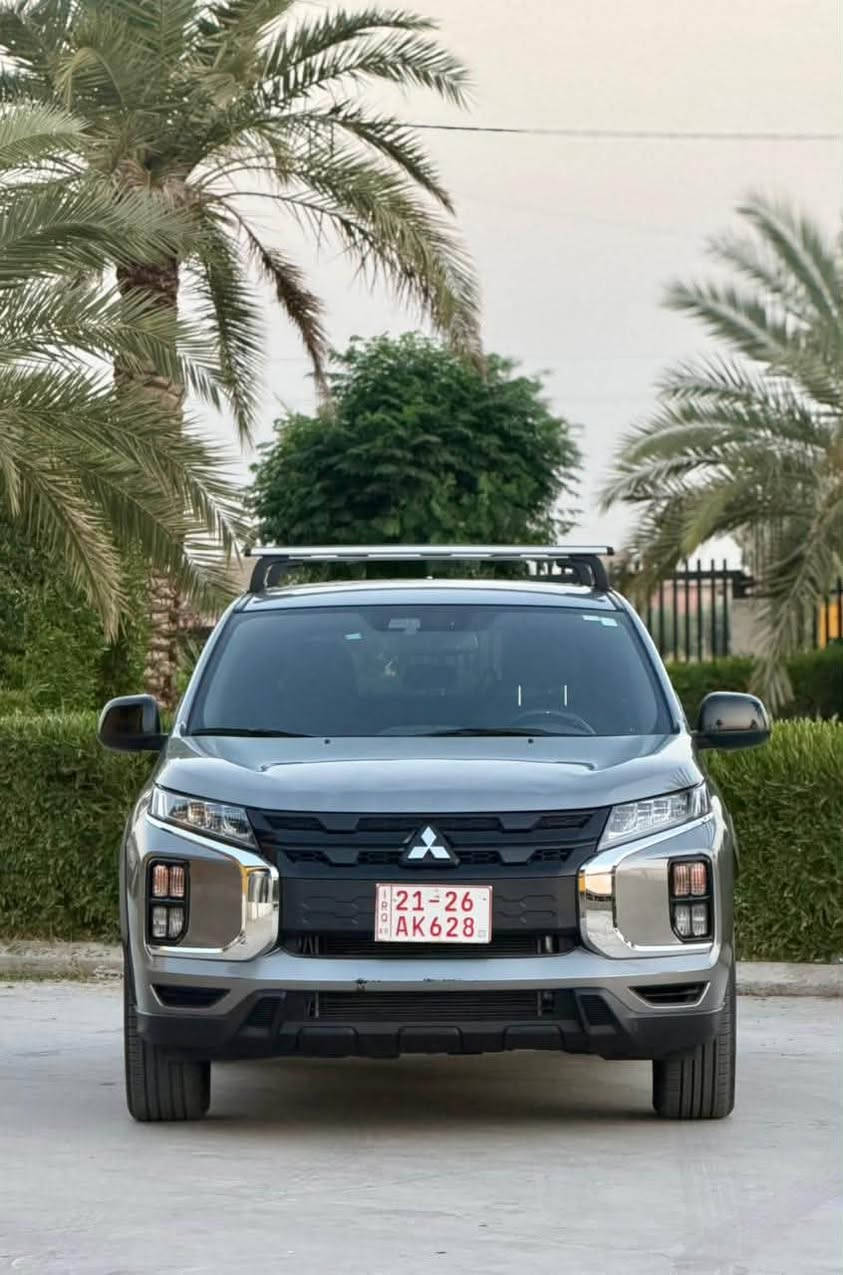 ميتسوبيشي اوتلاندر سبورت موديل 2024
المواصفات:

* محرك  (4 سلندر)

* دفع رباعي AWD
* ويل كب رياضي 18 انچ لون اسود
* لايتات LED امامية
* كشافات لايت LED
* حساسات مطر
* شاشة كبيرة Apple CarPlay + Android Auto

* تدفئة كشنات الامامية 
* كامرة خلفية
* رادار امامي اوتو بريك
* تحذير مغادرة المسار
* تحكم اوتوماتيكي بالضوء العالي

* نظام ثبات الكتروني

العنوان اربيل او موصل

السعر: 154

للاستفسار واتساب ***********    ***********
