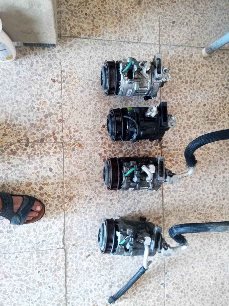 مرخصة الائدمن بلاش عمي خل يتونس عل تبريد ابوجارجر 
كمبريسرات أوباما ءجارذجر حديث حاويه ظمان سنه 
خصم 175 كهربائي بلاش وعلي اخر ست قطع ***********
